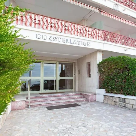Seafront Furnished Flat Apartment Juan-les-Pins